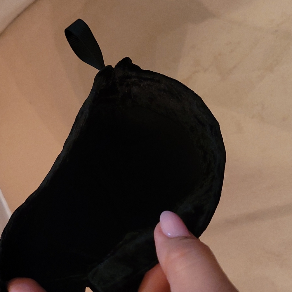 Dolce & Gabbana Velvet Pouch - Picture 4 of 5